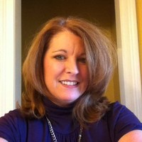 Querbes and Nelson Employee Terri Alombro's profile photo