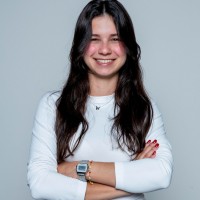 Luana Lima Email