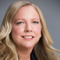 Expedia Group LATAM Employee Julie Whalen's profile photo