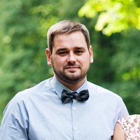 Julius Paplonskis Email