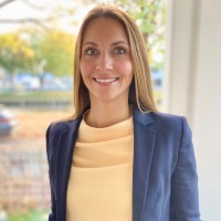 buss Employee Julia Barr's profile photo