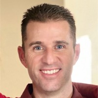 Gap Employee Ryan Souza's profile photo