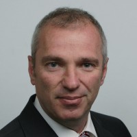 Andreas Holzaht Email