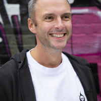 Email e telefono di Josh Tarrant