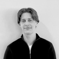 Nicolai Tutturen Email