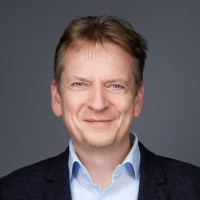 Oliver Bruns Email
