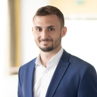 Timo Eßer Email