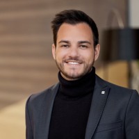 CHILLOUTS Employee Jonathan Assouline's profile photo