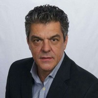 E-mail e número de telefone de Phil Cain