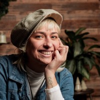 Angela Vincent Email & Phone Number