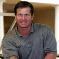 Robin Thomas Email & Phone Number