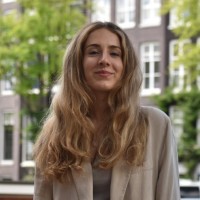 Dorottya Kiss Email