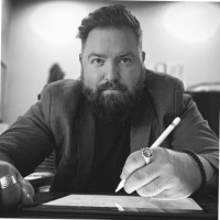 Nik Vukelić Email