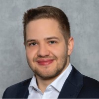 Robin Hofmann Email
