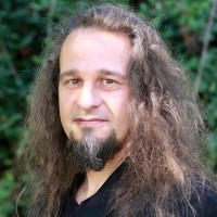 Norbert Varga Email