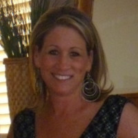 Lisa Kennelly