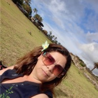 Claudia Riquelme Cortés Email