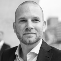 Kuehne Logistics University Employee Niels van Quaquebeke's profile photo