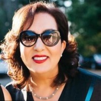 E-mail e número de telefone de Parvin Zadeh