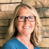 Western Land Services, Inc. Employee Melissa Sanders's profile photo