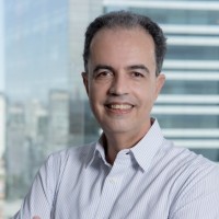 Marcelo Flores Email