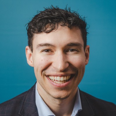 Yianni Gagianas Email & Phone Number
