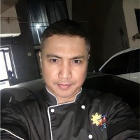 Steakers Employee Elmer Cinco's profile photo