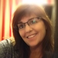Singer H&R Employee Julie Holden's profile photo