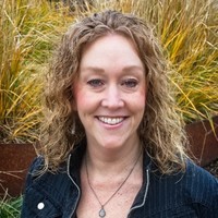 Leann White Email & Phone Number
