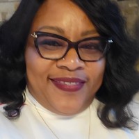 Hollis Cobb Associates Employee Virginia Douglas's profile photo