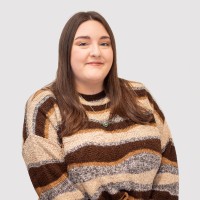 Lauren le-Hair Email & Phone Number