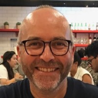 Tim Hewat Email