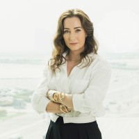 Designlab Experience Employee Yvonne Hoffzimmer's profile photo