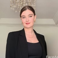 Hotelis Employee Lola Petit's profile photo