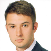 Less_ Employee Arkadiusz Wyglądacz's profile photo