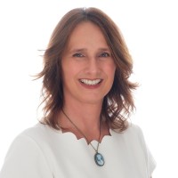 Zsuzsanna Toth Email