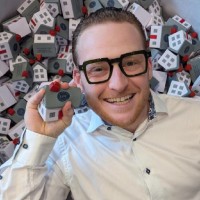 Sotheby's International Realty Canada Employee Lani Stern's profile photo