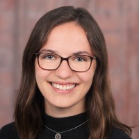 Annika Multusch Email