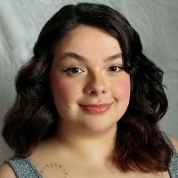 Editora InVerso Employee Enya Ribeiro's profile photo