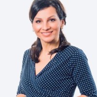 EverString Employee Claire Faullin's profile photo