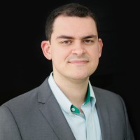 Lourenço Vinhola Email
