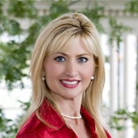 Capstone Financial, LLC Employee Amy Self's profile photo