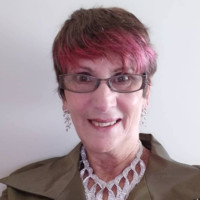 Lorraine Thompson Email