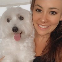 Fetch Employee Louise Hawkins's profile photo