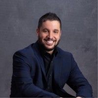 Rosen Hotels & Resorts Employee Aaron Benson's profile photo