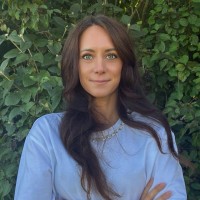 Janina König Email