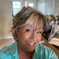 AB Electronics Employee Lu Cundari's profile photo