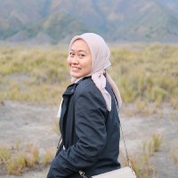 Ade Damayanti Email