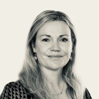 Sarah-Jane Clifford Email