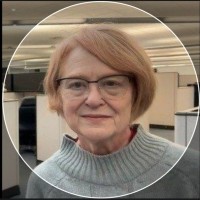 Diamond Floors Employee Suzanne Ellis's profile photo